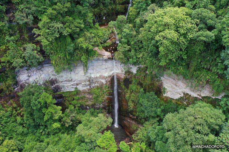 Cachoeira do Cant&atilde;o, em Nova Veneza, &eacute; um bom lugar para se refrescar durante o ver&atilde;o em Santa Catarina – Foto: Anderson Machado/@machadofoto