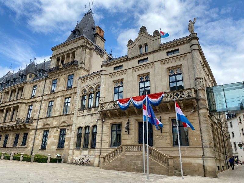 País paga mais de R$ 37 mil 