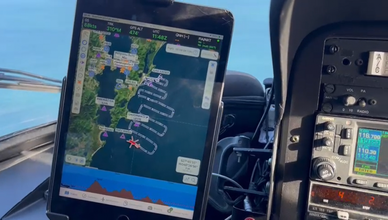 Bombeiros mostram rota a percorrer com refor&ccedil;o a&eacute;reo – Foto: CBMSC/Divulga&ccedil;&atilde;o/ND