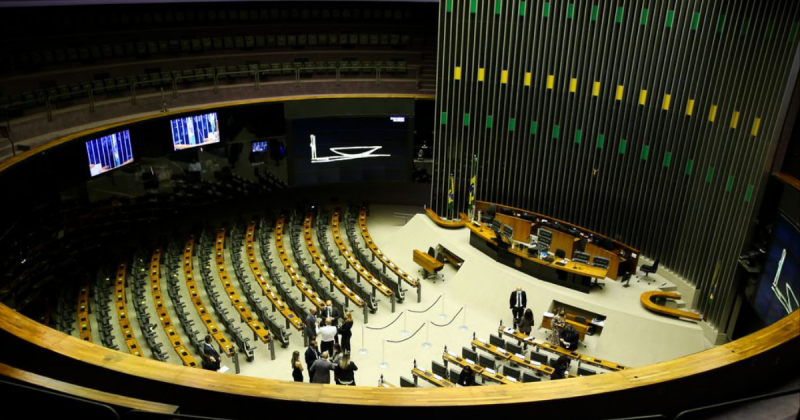 Concurso irá disponibilizar mais de 140 postos destinados para profissionais que concluíram o ensino superior