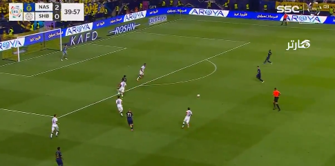 Cristiano Ronaldo dá toque 'nojento' para gol de Mané