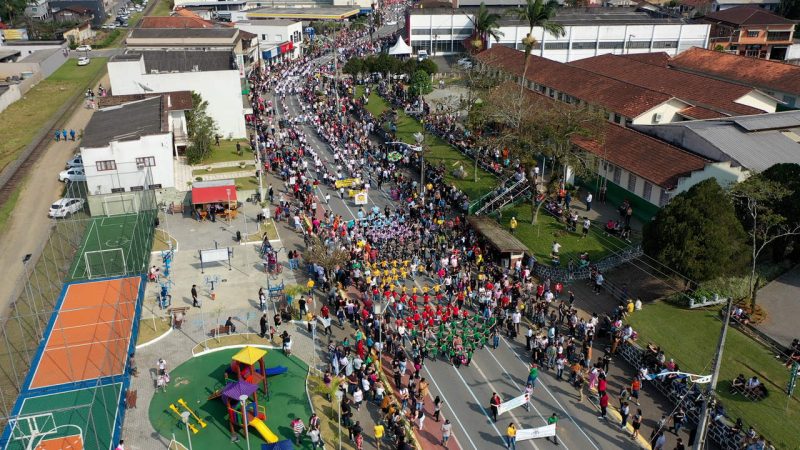 Desfile acontece neste domingo – Foto: Reprodu&ccedil;&atilde;o/Prefeitura de Guaramirim