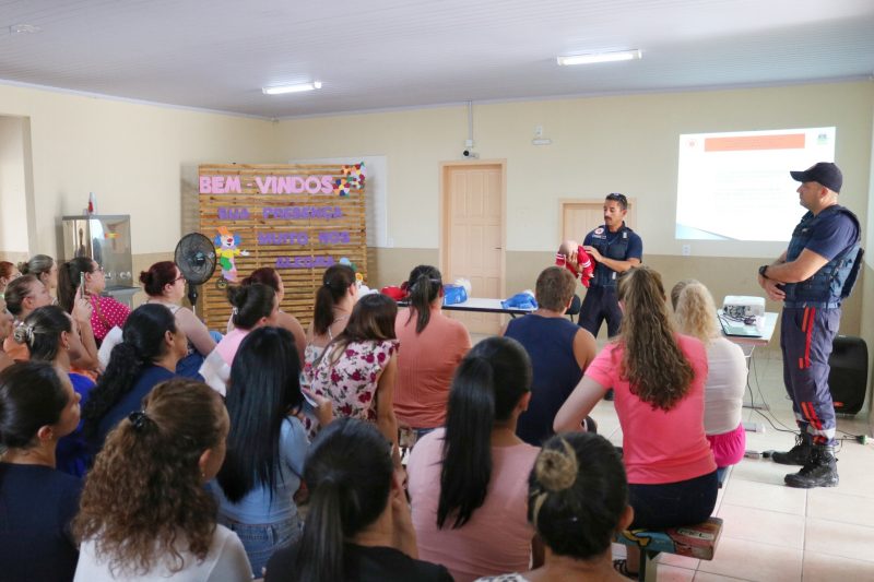 A&ccedil;&atilde;o &eacute; voltada a gestantes, lactantes e familiares e ser&aacute; ministrada por profissionais da Secretaria de Sa&uacute;de e do SAMU – Foto: Divulga&ccedil;&atilde;o