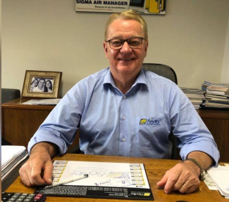 Celio Fiedler fundou empresa focada no desenvolvimento industrial do pa&iacute;s no ano de 1984, em Blumenau – Foto: Redes Sociais/Arquivo/Divulga&ccedil;&atilde;o/ND