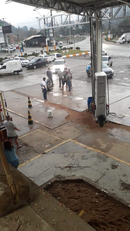 Homem derramou gasolina e tentou atear fogo em um posto de combustível