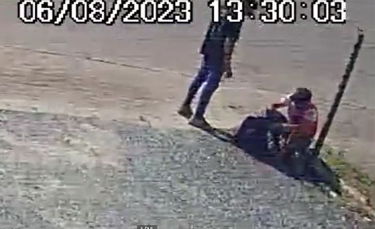 A dupla suspeita de furtar os medidores de água na cidade foi identificada pela Polícia Civil 