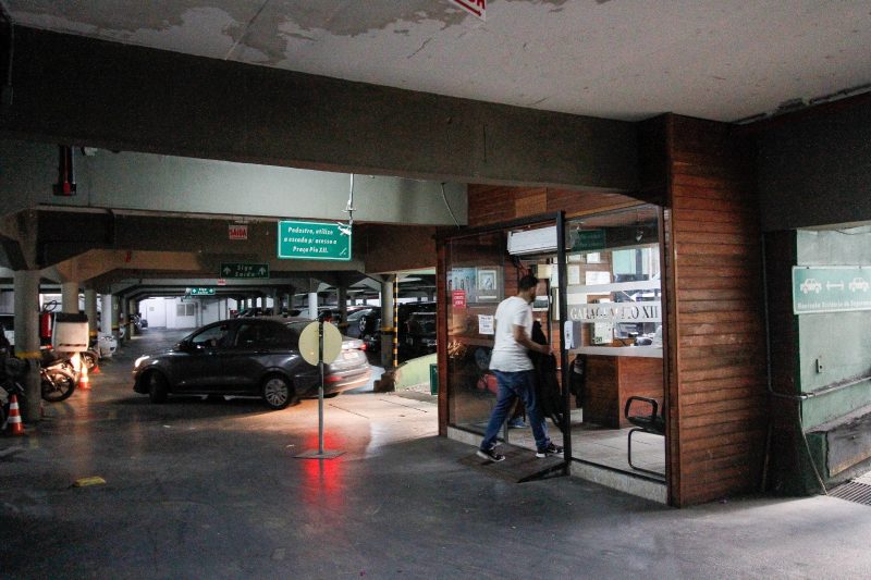 Garagem Pio XII – Foto: Leo Munhioz/ND