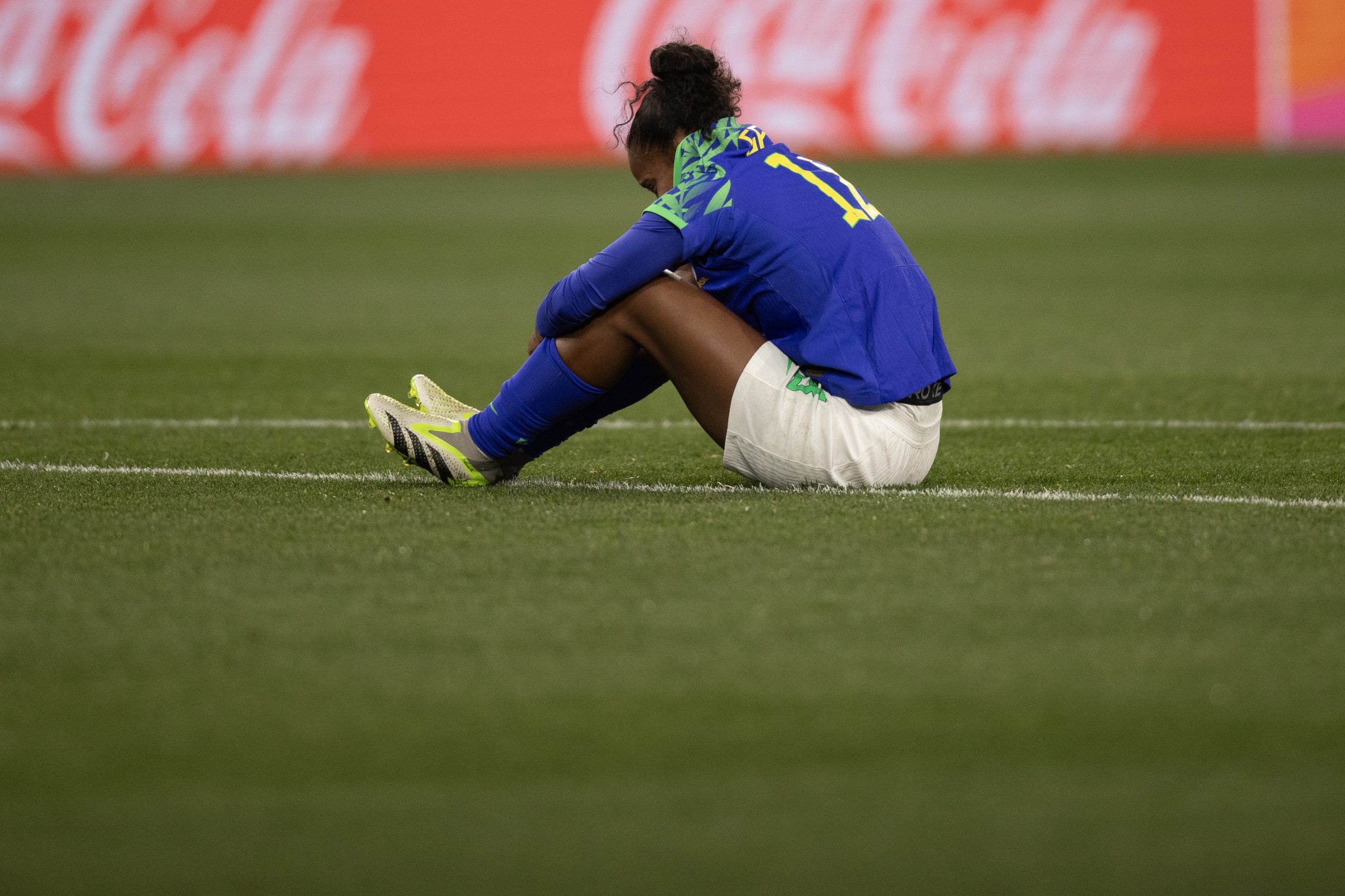 Seleção brasileira feminina de futebol empata com Jamaica e é eliminada da  Copa do Mundo 2023 - A Voz da Cidade