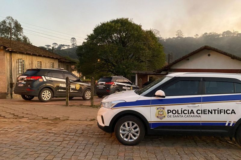 Homem foi preso na manh&atilde; desta ter&ccedil;a-feira (22) – Foto: Pol&iacute;cia Civil/Divulga&ccedil;&atilde;o/ND