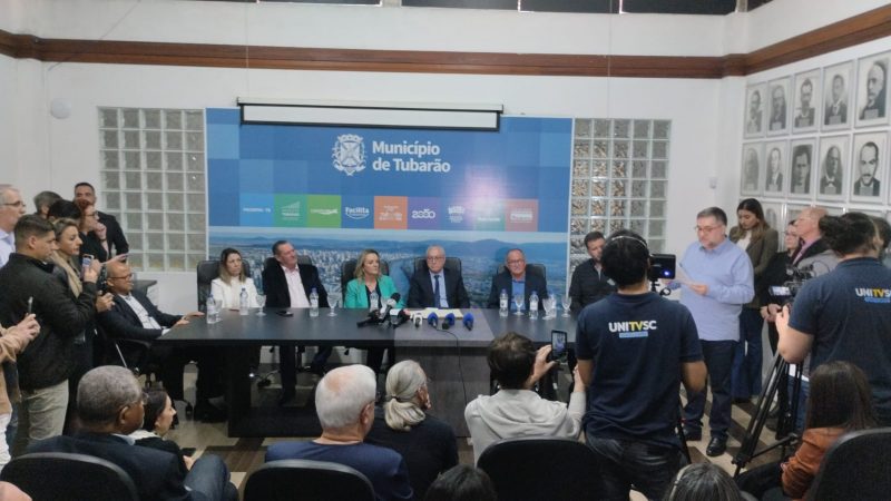 Candidatos da Chapa 2 registram vit&oacute;ria na primeira elei&ccedil;&atilde;o indireta na hist&oacute;ria de Tubar&atilde;o. – Foto: Andr&eacute; Cardoso