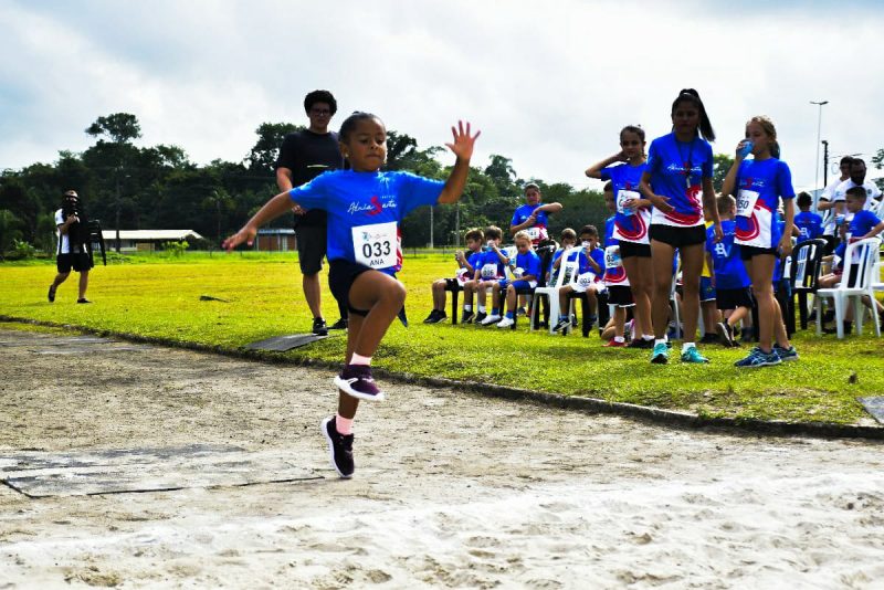 Comemorando um ano, Instituto Adria Santos promove nova etapa do Festival de Atletismo