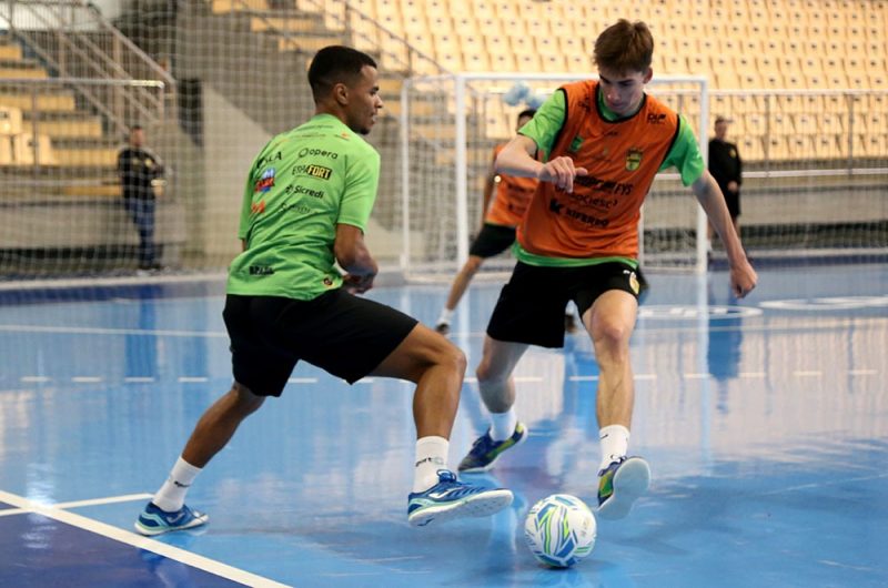Com time Sub-20, Jaraguá Futsal joga fora de casa pela Liga Nacional