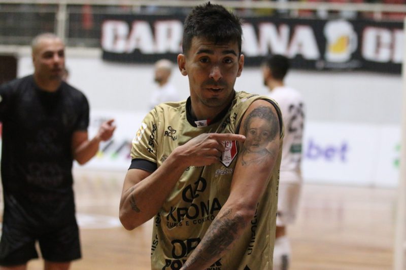 JEC Futsal vence mais uma e segue na liderança do Estadual