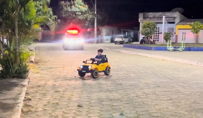 Garotinho reagiu bem ao ser abordado pelos policiais 