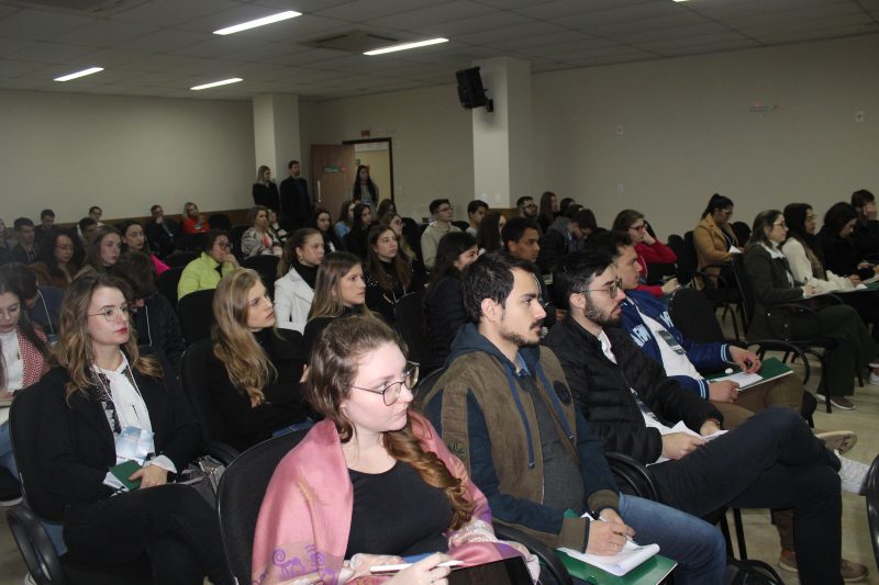 Evento m&eacute;dico chamou a aten&ccedil;&atilde;o pela grande participa&ccedil;&atilde;o de futuros m&eacute;dicos. – Foto: Divulga&ccedil;&atilde;o