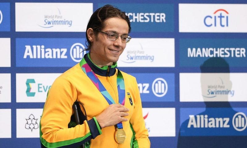 Natação de Chapecó conquista medalha em competição nacional - Chapecó -  Unochapecó