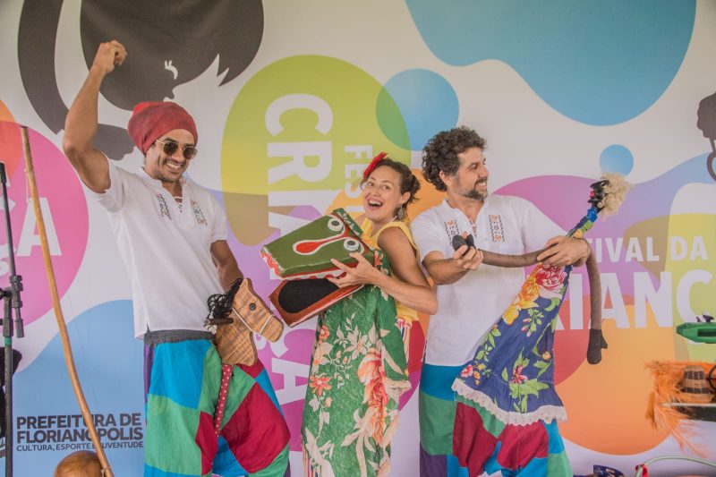 Criada h&aacute; dois anos, Banda de Brincar comemora Dia do Folclore at&eacute; sexta-feira (25) nas escolas da Capital – Foto: PMF/Divulga&ccedil;&atilde;o/ND