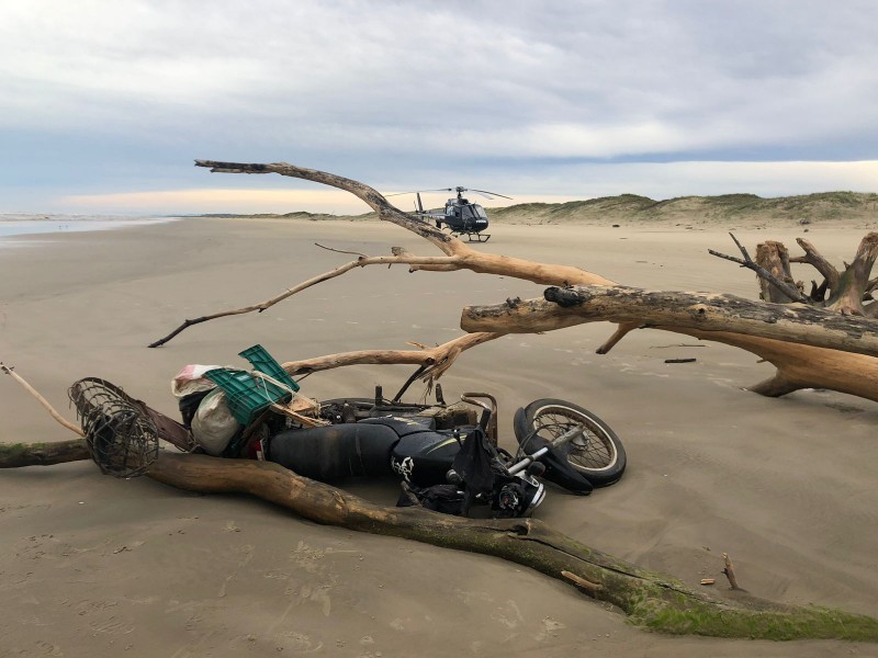 O motociclista de 47 anos bateu em galhos a beira mar. – Foto: Sarasul/Divulga&ccedil;&atilde;o