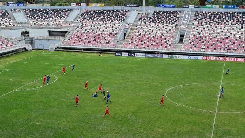 A final entre Na&ccedil;&atilde;o e Inter de Lages aconteceu na tarde deste domingo (26), na Arena Joinville – Foto: Drika Evarini/ND