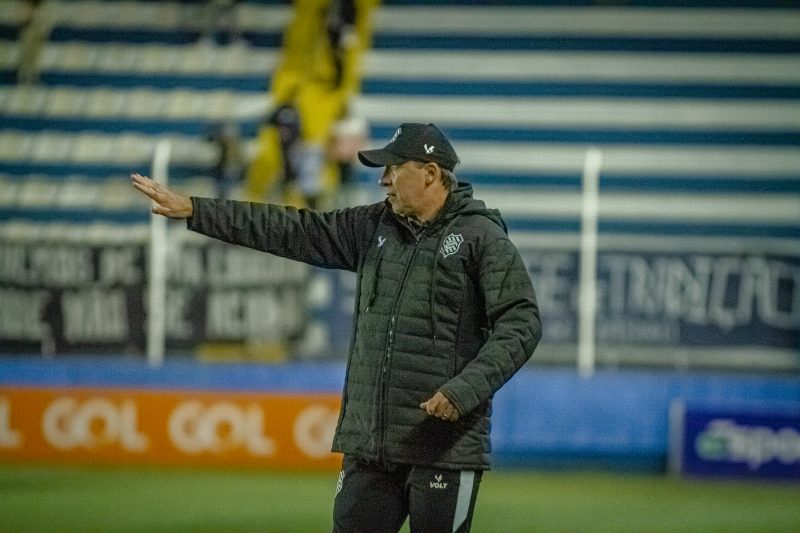 Paulo Baier, t&eacute;cnico do Figueirense – Foto: Patrick Floriani/FFC/ND