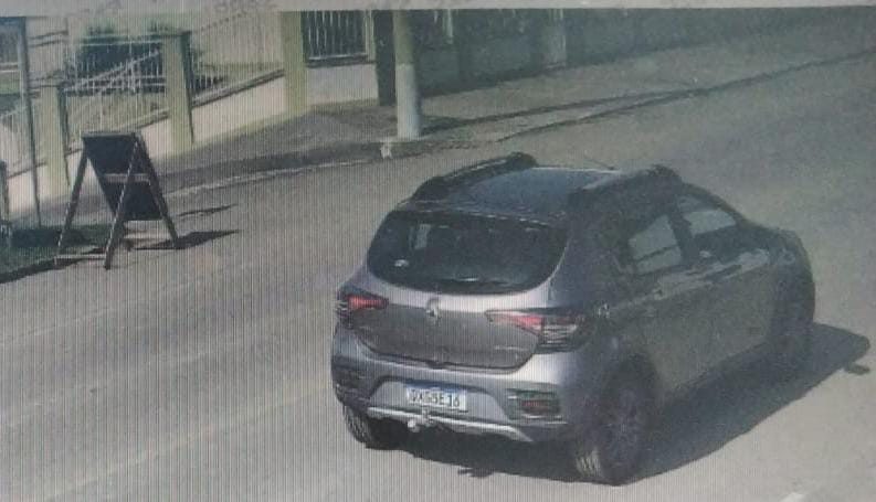 Homem foi preso na Grande Florian&oacute;polis ap&oacute;s furtar ve&iacute;culo &agrave;s margens da BR-101 – Foto: PM/Divulga&ccedil;&atilde;o/ND