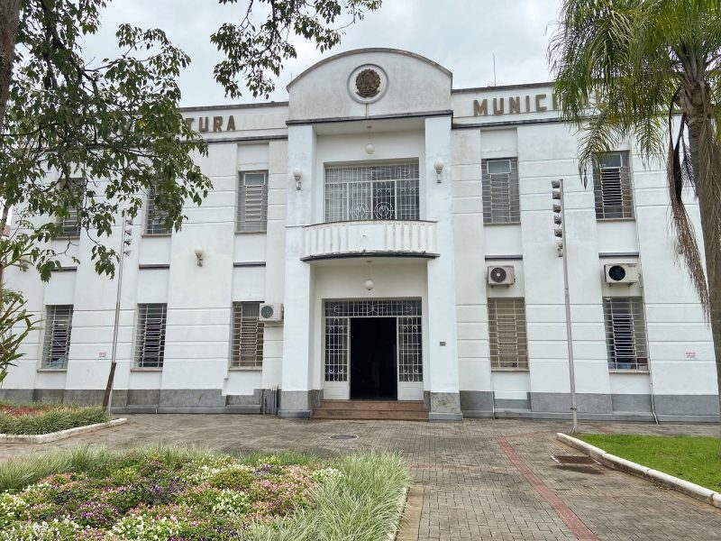 Imagem da fachada da Prefeitura de Timbó