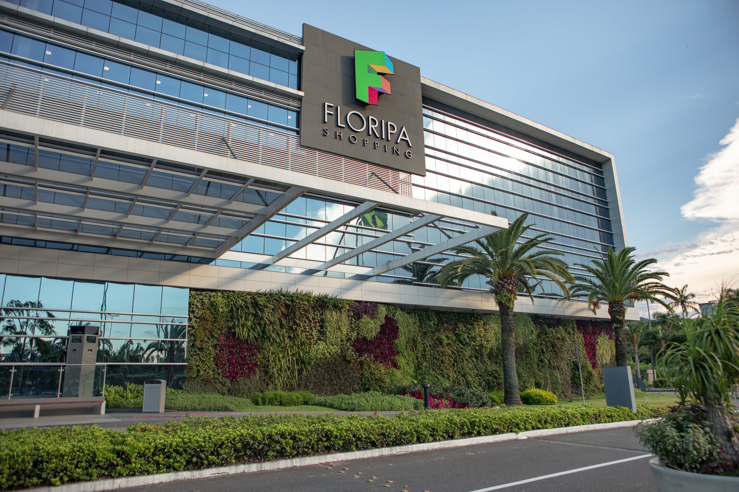Floripa Shopping fortalece portfólio com 10 novas operações