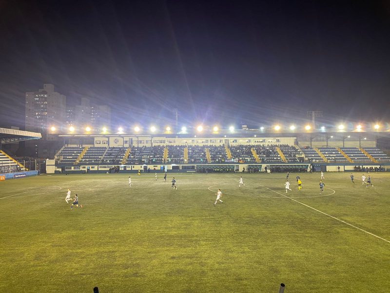 Figueirense não passou de um empate com o São José