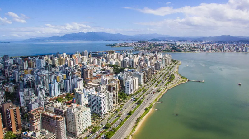 Projeto disciplina sobre placas com an&uacute;ncios publicit&aacute;rios, vitrines e outdoors – Divulga&ccedil;&atilde;o/ND