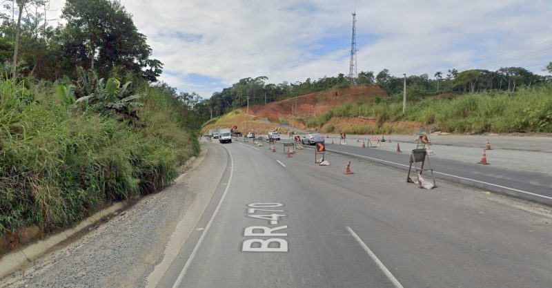 Além de restrição de tráfego em trevo de Blumenau, outro trecho de pista simples ficará bloqueado por cerca de 10 minutos durante esta terça-feira (15)