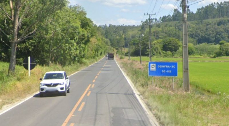 The creation of a shoulder on SC-112 and SC-281, from Trombudo Central to Atalanta, is one of the works planned in the Estrada Boa program – Photo: Google Street View/Disclosure/ND