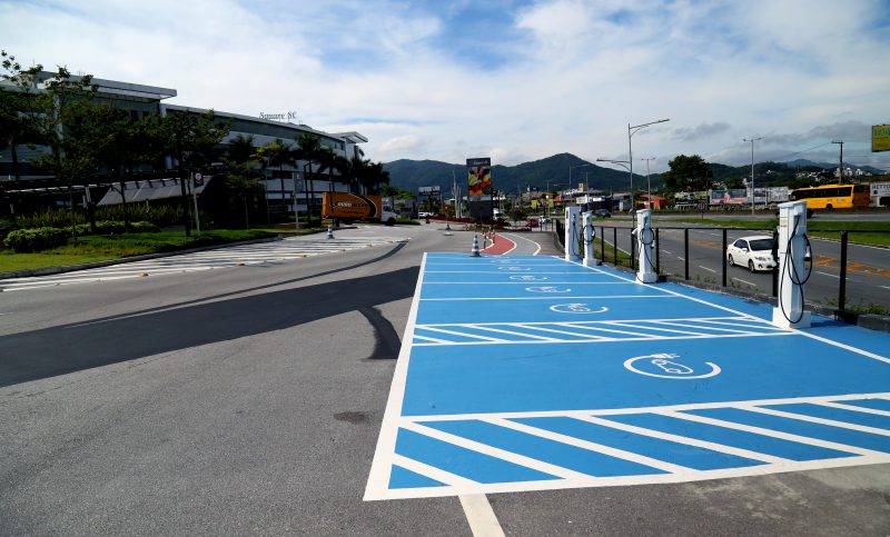 Esta&ccedil;&atilde;o para recarga de carros el&eacute;tricos – Foto: Divulga&ccedil;&atilde;o