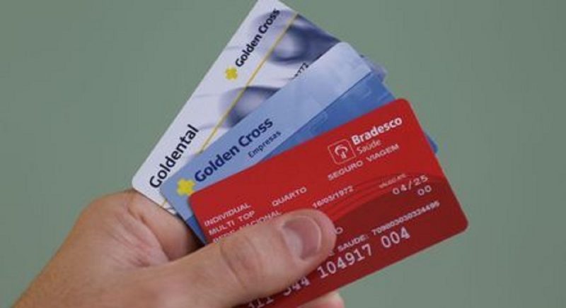 Planos de saúde coletivos têm reajuste nos últimos 5 anos em relação aos individuais, segundo estudo do Idec