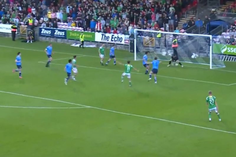 Goleirão aceitou a finalização e tomou frango em empate do UCD