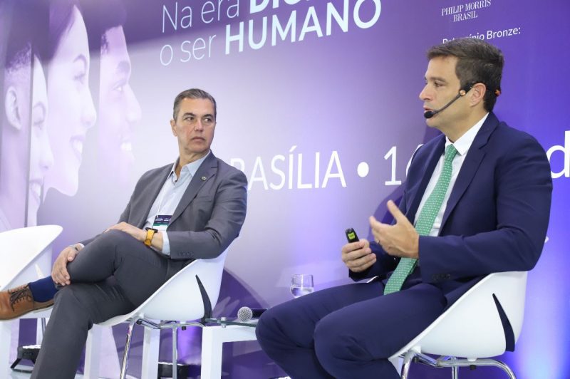 Quem avisa amigo &eacute; – Foto: Edgar Marra&nbsp;