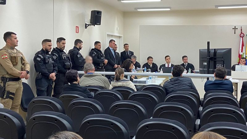 acusado por chacina acompanhou os depoimentos