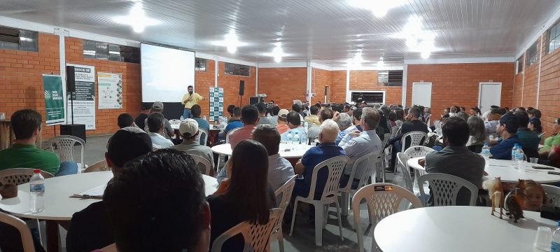 Palestrante analisou as tend&ecirc;ncias do mercado para os setores – Foto: MB Comunica&ccedil;&atilde;o/ND