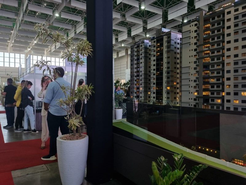 P&uacute;blico pode encontrar variedade de op&ccedil;&otilde;es, de diferentes padr&otilde;es – Foto: Felipe Bottamedi/ND