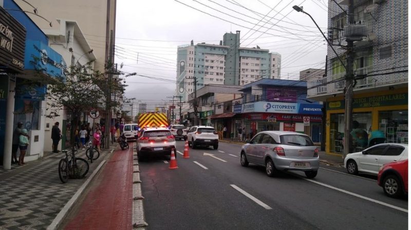Motorista atingiu moto com mãe e filha 