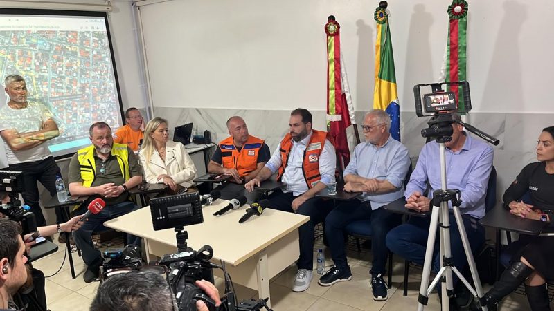Uma reunião entre autoridades vai planejar de qual maneira haverá o ressarcimento aos moradores. Além disso, a Polícia Civil deve abrir um inquérito para apurar as causas do colapso na estrutura