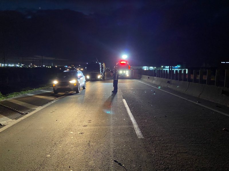 Acidente aconteceu na madrugada de quinta-feira (7). – Foto: Foto: Divulga&ccedil;&atilde;o/ PRF/ND