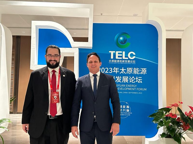 Secretários Juliano Froehner e Guilherme Dallacosta participaram de negociações na China – Foto: Divulgação/TELC/ND