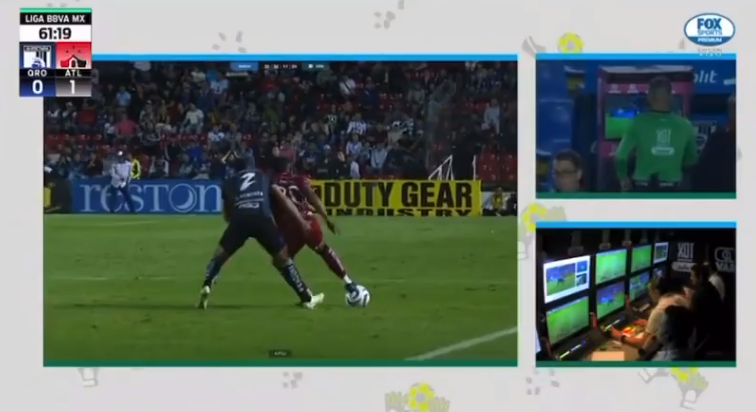 Zagueiro enfia o dedo onde não deve e VAR acusa