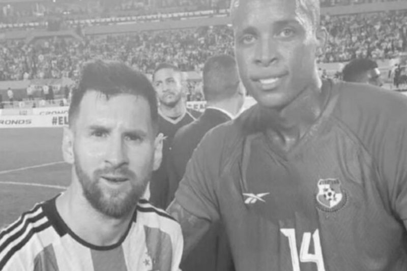 Zagueiro publicou foto com Lionel Messi após amistoso entre Argentina e Panamá, em março