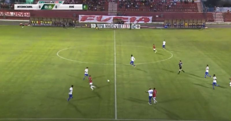 Fellipe Bastos erra feio em derrota do Avaí na Copa SC