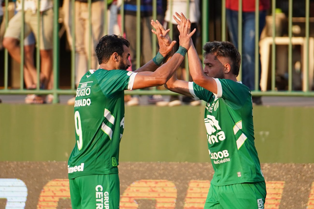 Sport mantém resiliência e vence Chapecoense na Série B