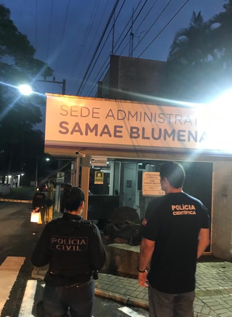 Polícia Civil Deflagra Operação Contra Suposta Fraude Em Licitação No Samae Blumenau 0540