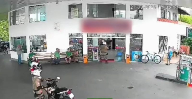 Conveniência fica próximo de loja alvo da ação que, segundo a Polícia Militar, ocorreu no final da tarde de quarta-feira (27) - Foto: Redes Sociais/Divulgação/ND