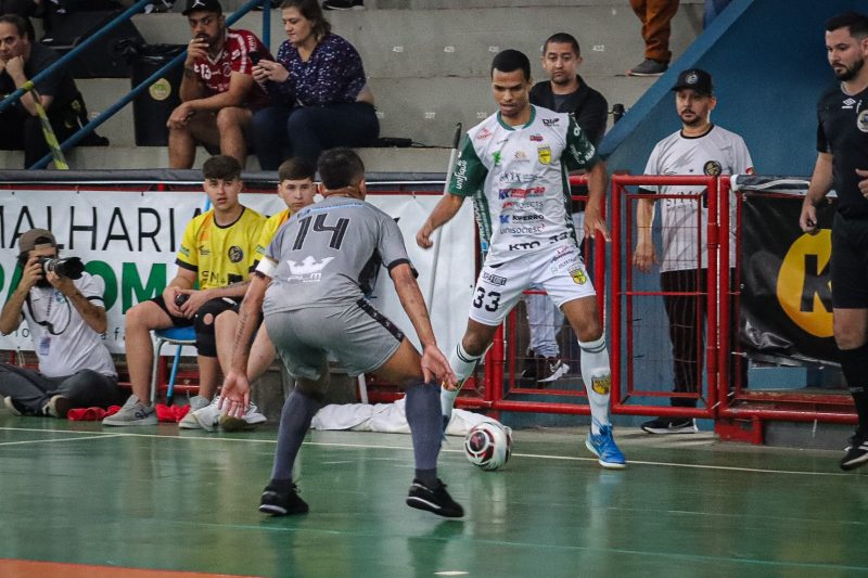 Jaraguá Futsal venceu o Florianópolis na manhã deste sábado (30)