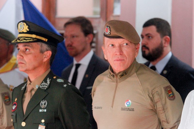 General Trindade e coronel Pelozato – Foto: Leo Munhoz/ND